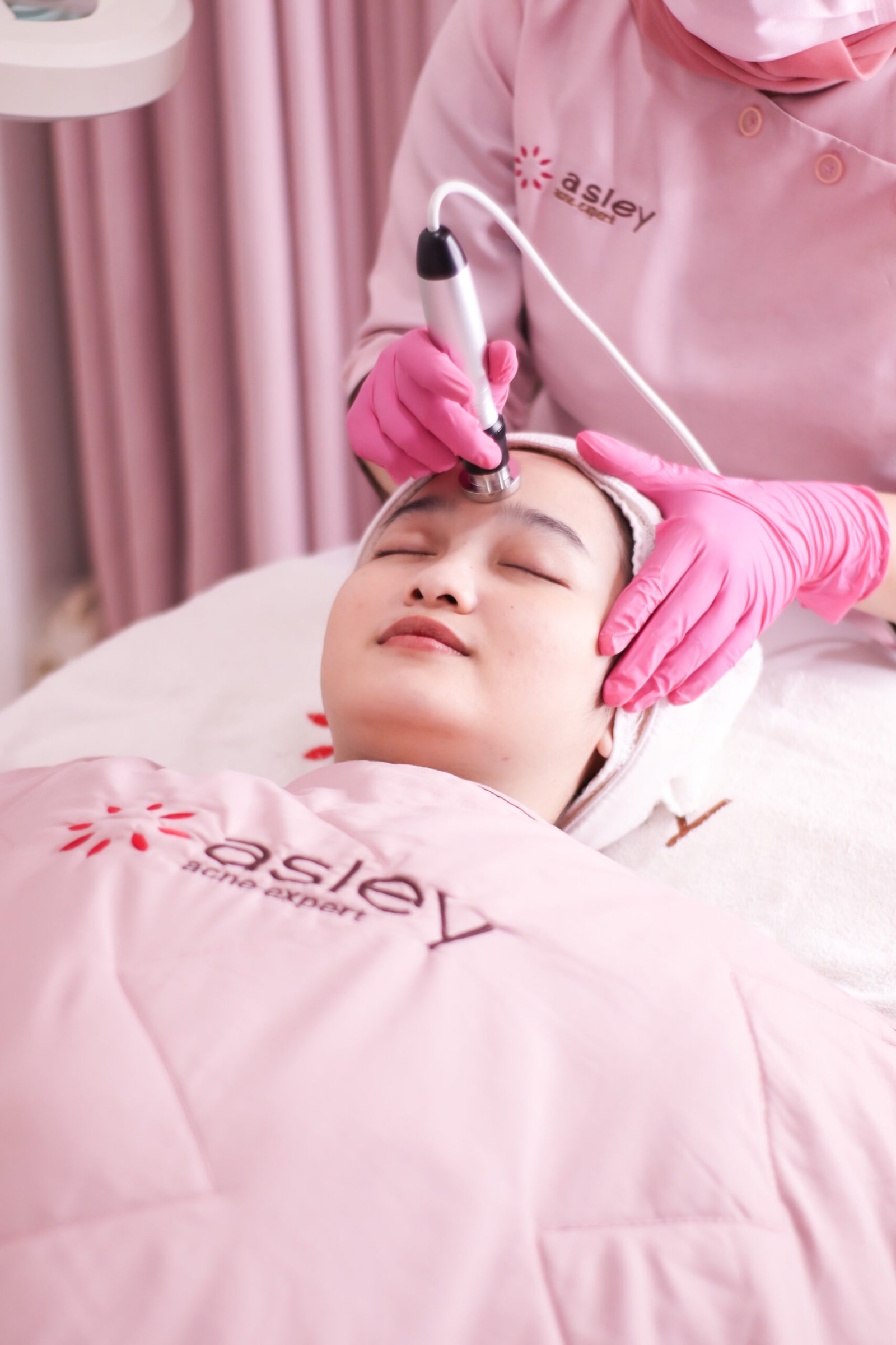 Manfaat Facial untuk Kulit Bersih, Cerah, dan Sehat